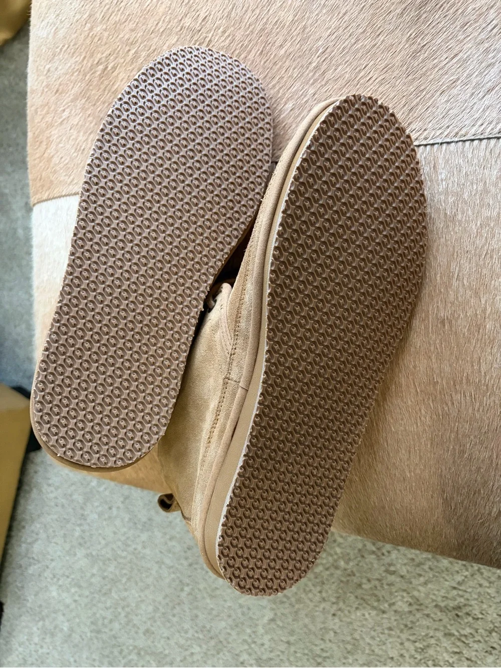 LL Bean Men's Suede Chukka Boots in Tan with Shearling Lining